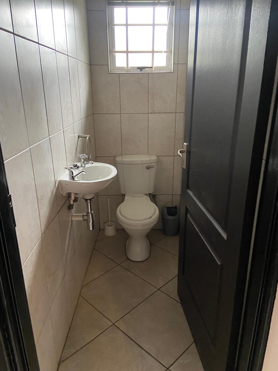 To Let 4 Bedroom Property for Rent in Universitas Free State